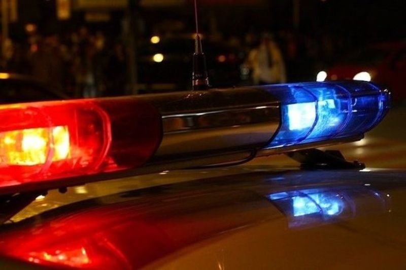 Внедорожник на парковке в Твери наехал на женщину Внедорожник на парковке в Твери наехал на женщину