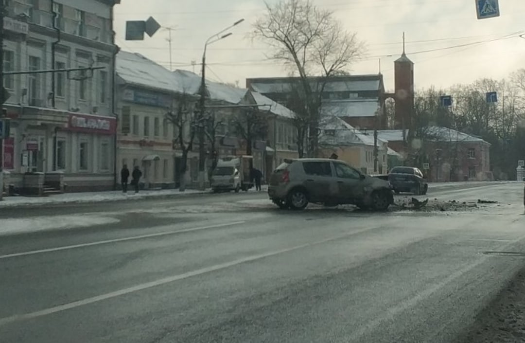 На улице Советская в Твери произошло ДТП, есть пострадавшие