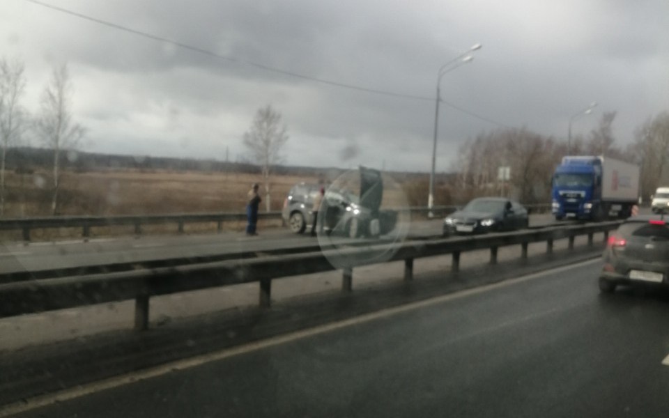 От столкновения с КАМАЗом в Тверской области погиб водитель внедорожника От столкновения с КАМАЗом в Тверской области погиб водитель внедорожника
