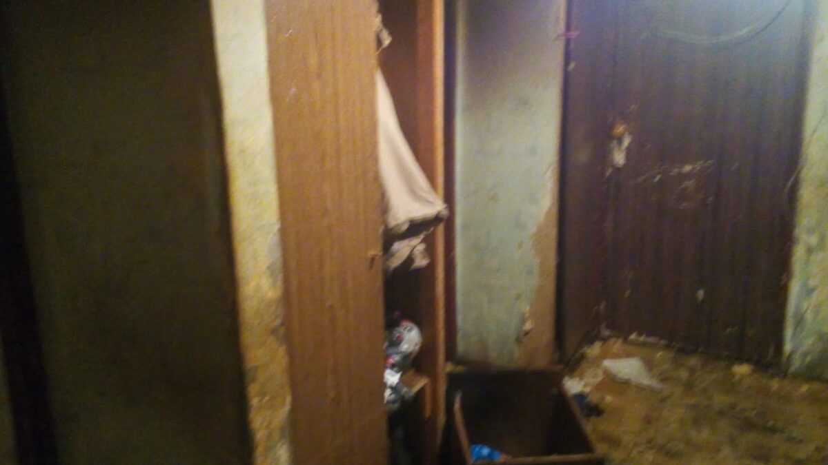 При пожаре в квартире в Твери пострадала женщина