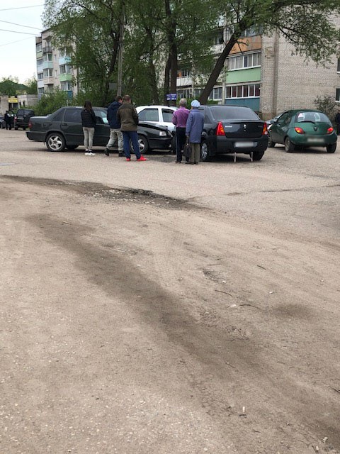Три иномарки не поделили перекрёсток в Тверской области