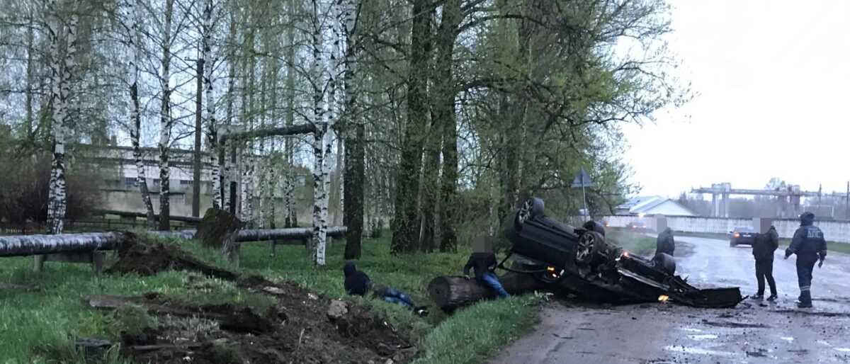 Появилось фото ДТП в Тверской области, в котором пьяный водитель повредил голову Появилось фото ДТП в Тверской области, в котором пьяный водитель повредил голову