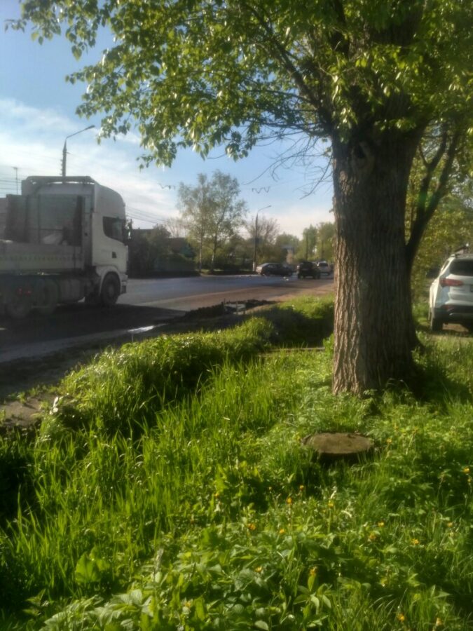 В столкновении на шоссе в Твери разбился "Москвич"