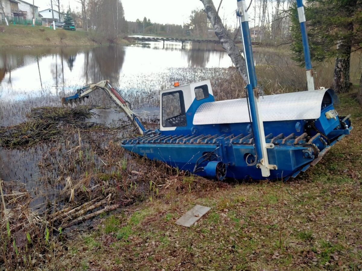 Утонувший в Тверской области земснаряд починили и вновь спустили на воду Утонувший в Тверской области земснаряд починили и вновь спустили на воду