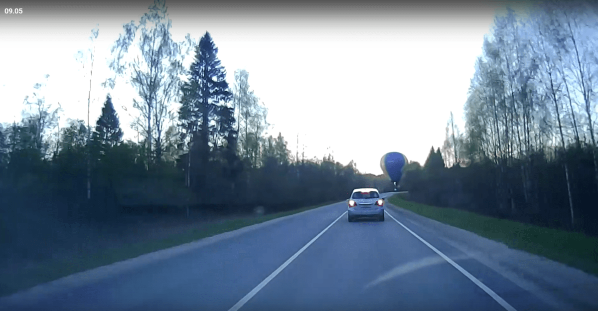 Школьник снял на видео плохие дороги в Невьянске и взбесил городские власти | anfillada.ru