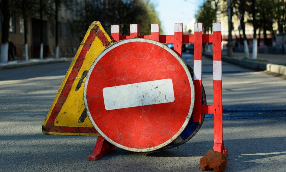 В Твери на 9 дней перекрыли движение на Волжском проезде В Твери на 9 дней перекрыли движение на Волжском проезде