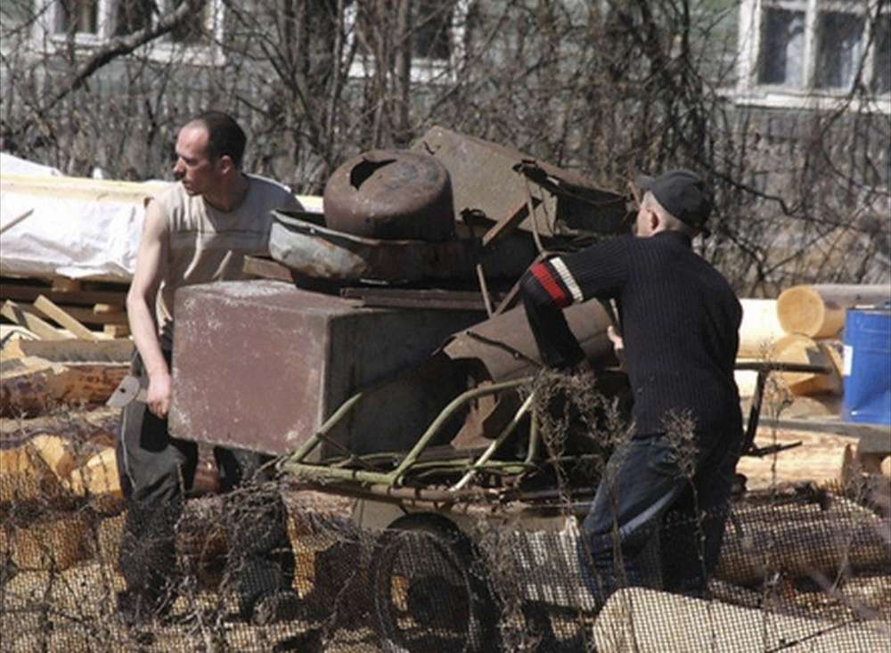 Два парня украли в Тверской области дверцу от печки и плиту Два парня украли в Тверской области дверцу от печки и плиту