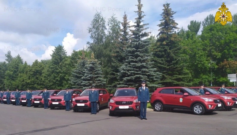 Спасателям из Тверской области вручили новые машины Спасателям из Тверской области вручили новые машины