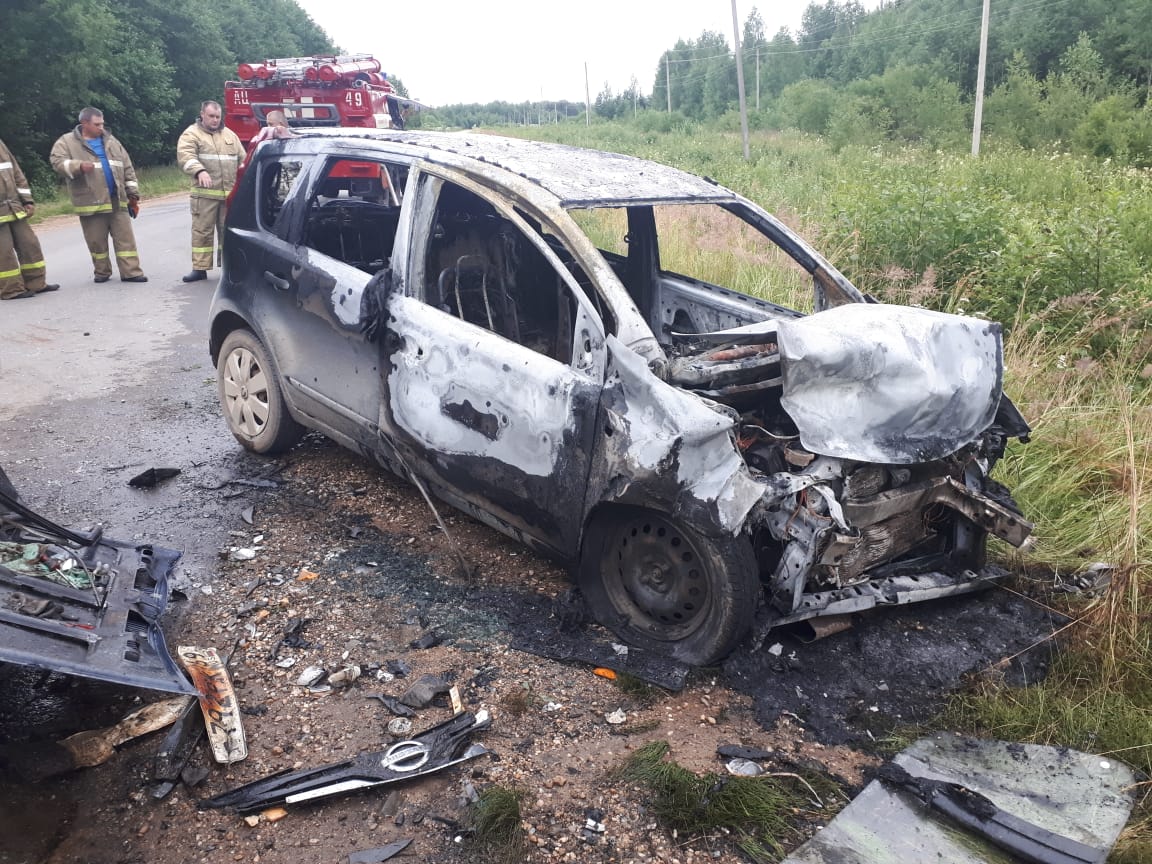 На трассе в Тверской области погиб водитель «ВАЗа» На трассе в Тверской области погиб водитель «ВАЗа»