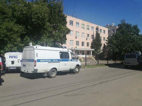 В Твери эвакуируют людей из-за сообщения о бомбе