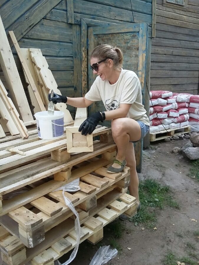 При реставрации старинного дома в Тверской области обнаружили булыжную мостовую