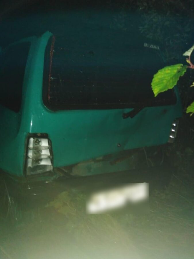 Водитель "Оки" пострадал в тройном ДТП в Тверской области