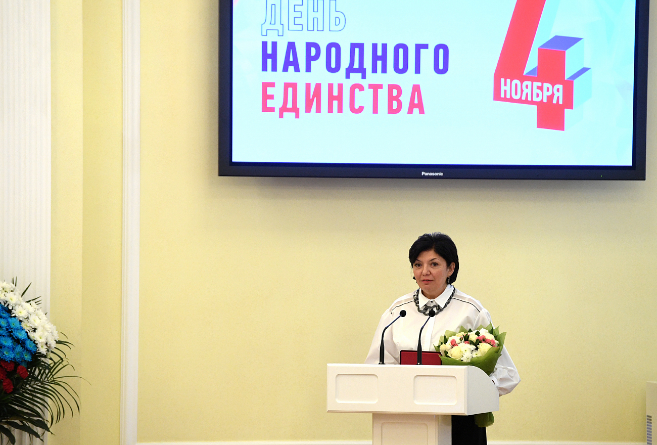 Накануне Дня народного единства Игорь Руденя вручил награды жителям Тверской области