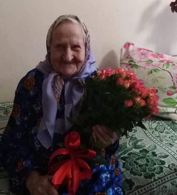 Игорь Руденя поздравил со 100-летием ветерана войны Екатерину Власову Игорь Руденя поздравил со 100-летием ветерана войны Екатерину Власову