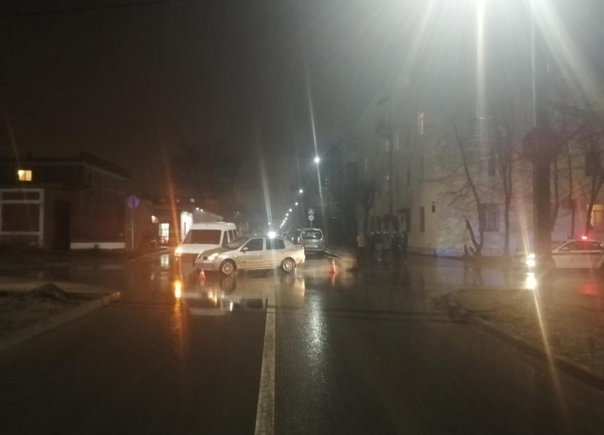 Водитель без прав устроил ДТП в Твери, пострадала 9-летняя девочка Водитель без прав устроил ДТП в Твери, пострадала 9-летняя девочка