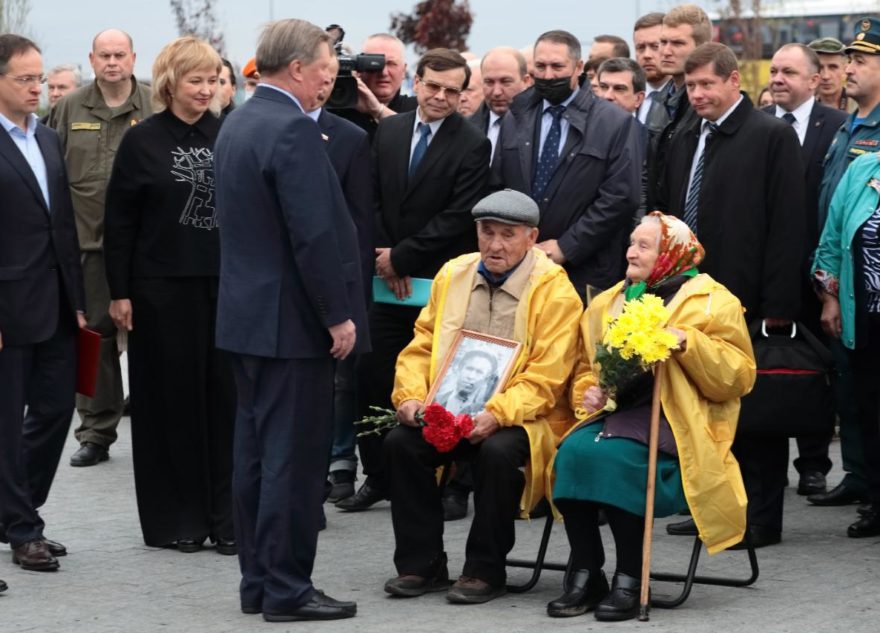 Ржевская бабушка помогла поисковикам найти останки 35 красноармейцев Ржевская бабушка помогла поисковикам найти останки 35 красноармейцев