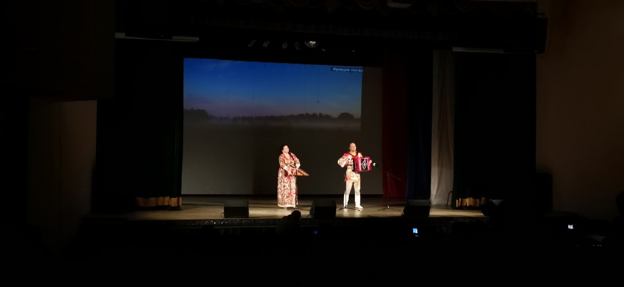 Калязинские студенты посетили творческий вечер "С верой в Россию"