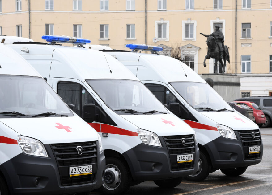 Новые машины скорой помощи появились в 12 муниципалитетах Тверской области Новые машины скорой помощи появились в 12 муниципалитетах Тверской области