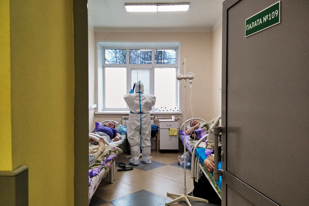 Год коронавируса в Тверской области: с чего всё начиналось