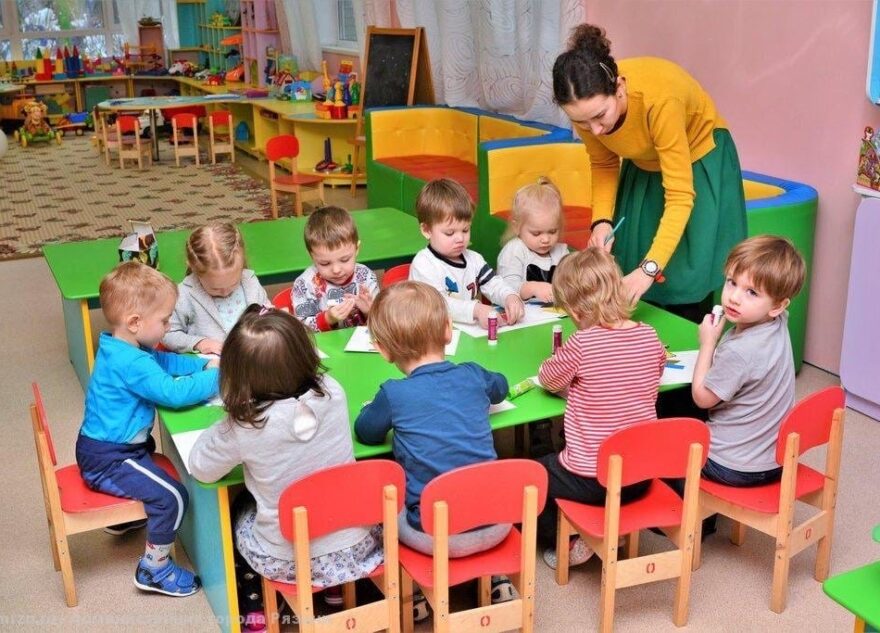 В тверских садах и школах с 4 по 7 мая организуют "дежурные группы" В тверских садах и школах с 4 по 7 мая организуют "дежурные группы"