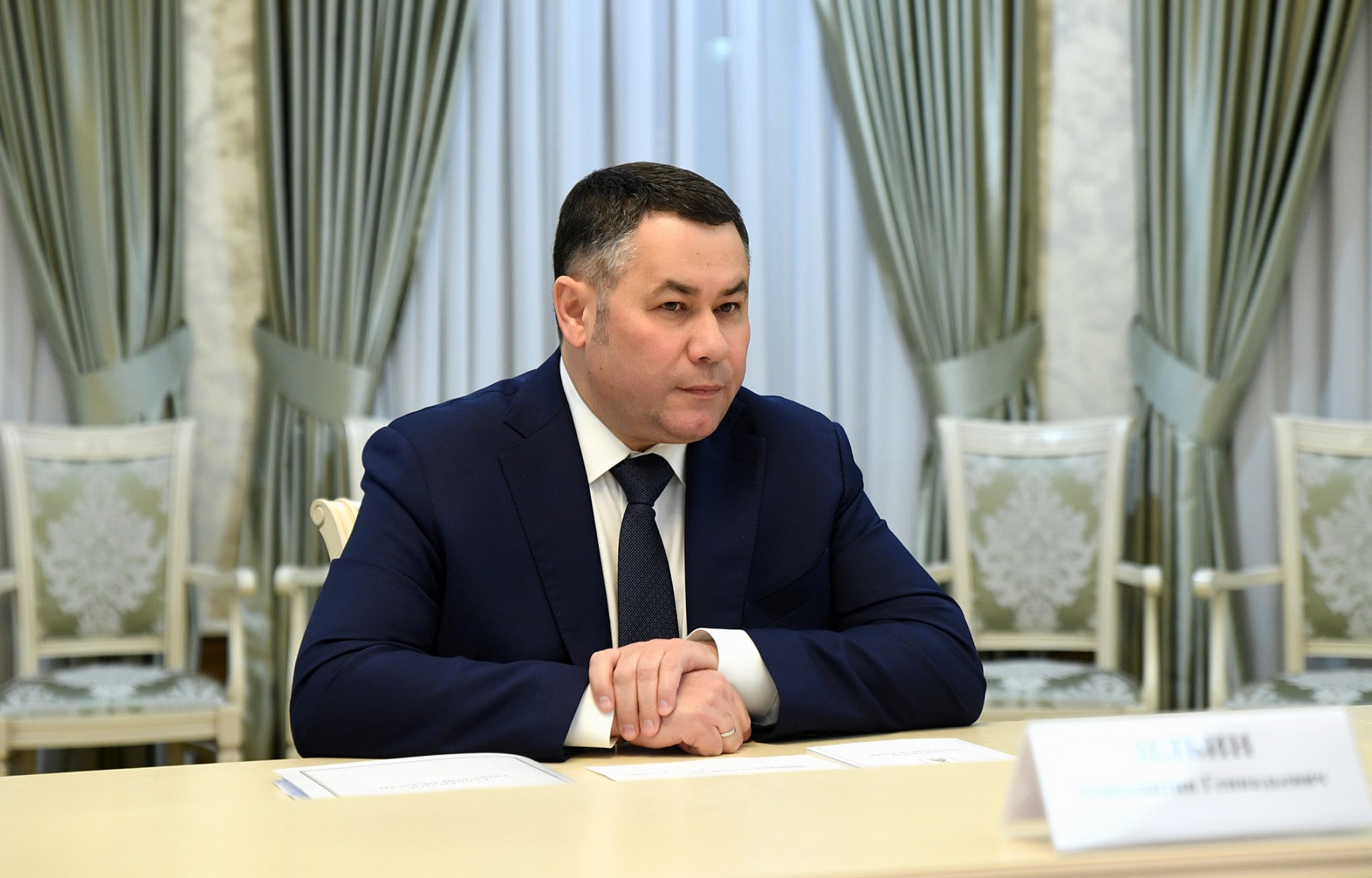 Крышу школы в Калязине должны отремонтировать до конца лета