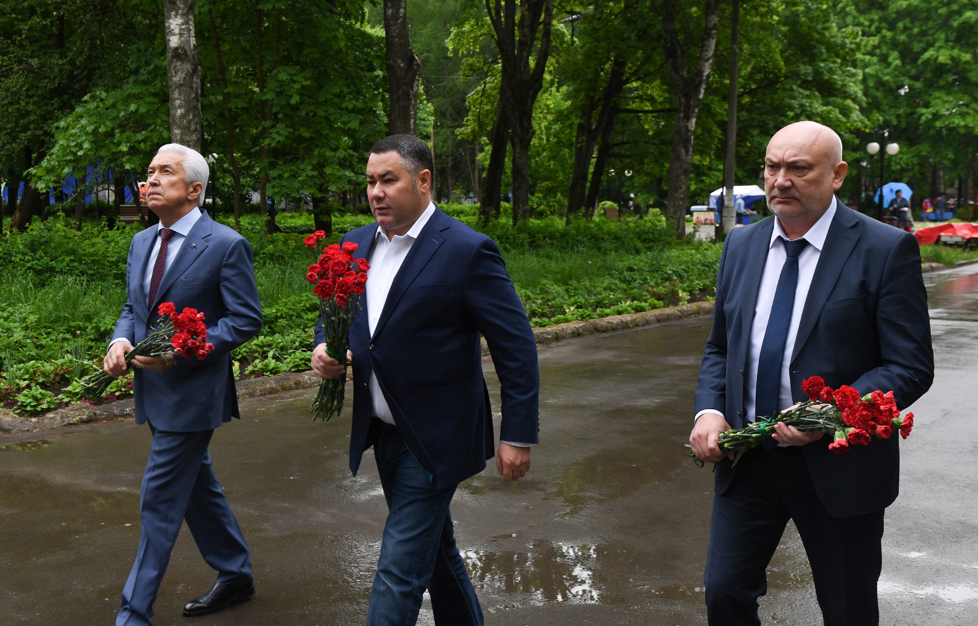 Жители Осташкова Тверской области празднуют 650-летие города
