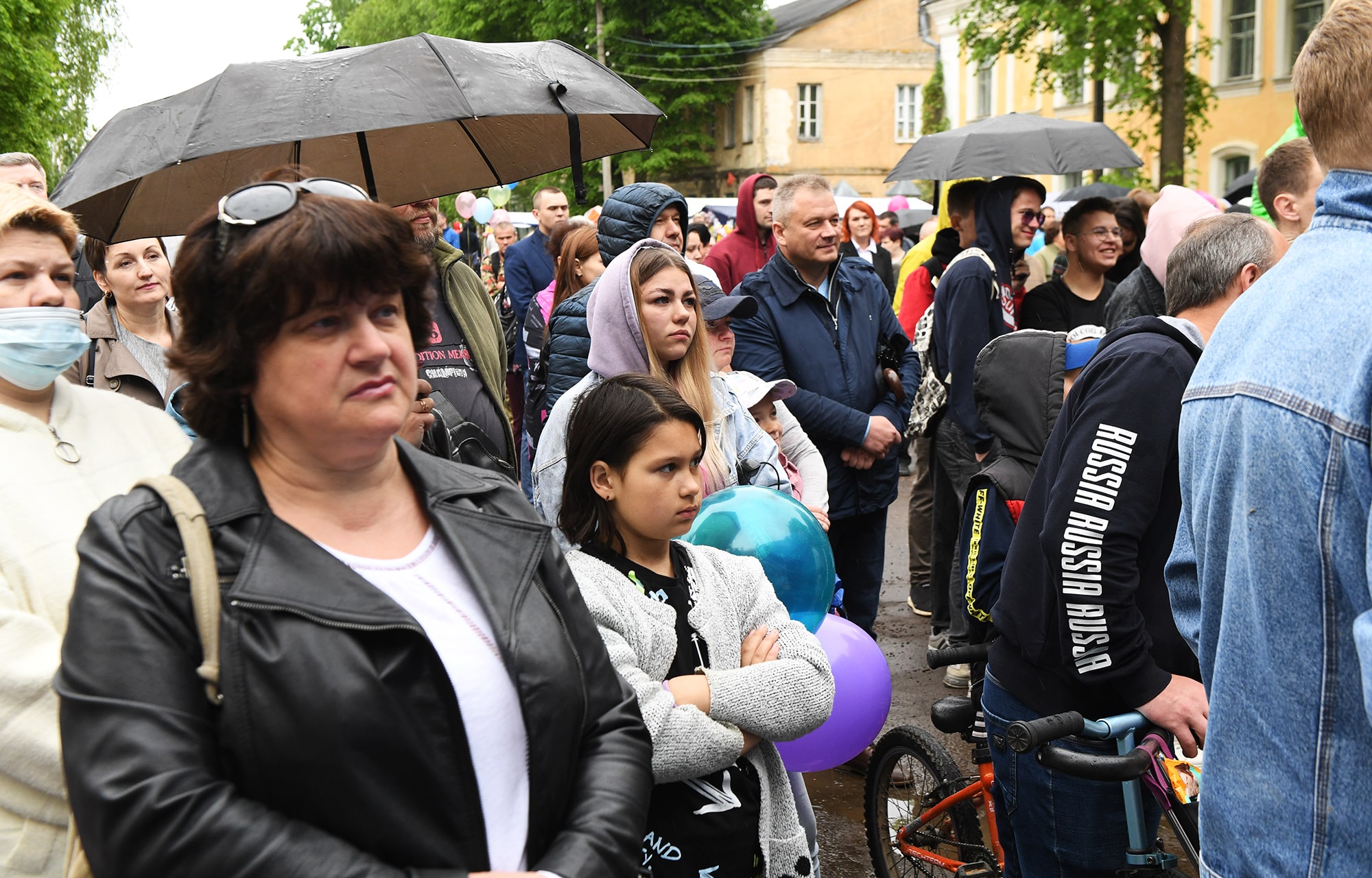 Жители Осташкова Тверской области празднуют 650-летие города