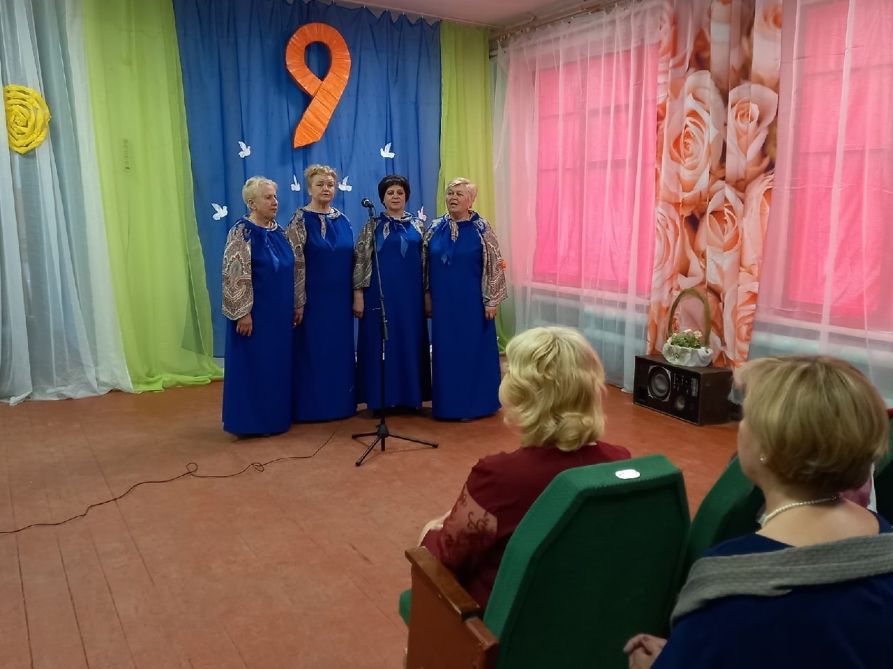 В Лихославльском округе пели и танцевали в честь 9 Мая