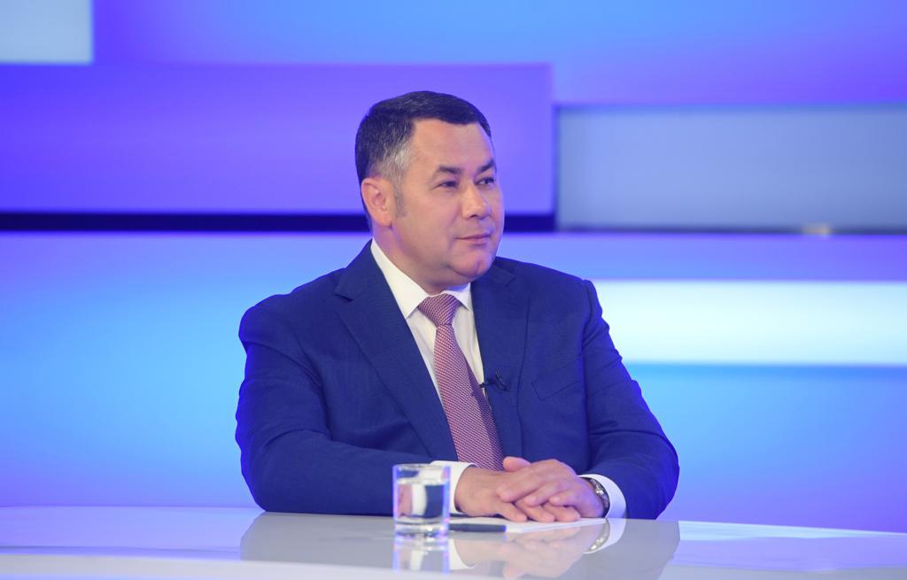 От отчета к эфиру: Игорь Руденя весь день подводил итоги и отвечал на вопросы