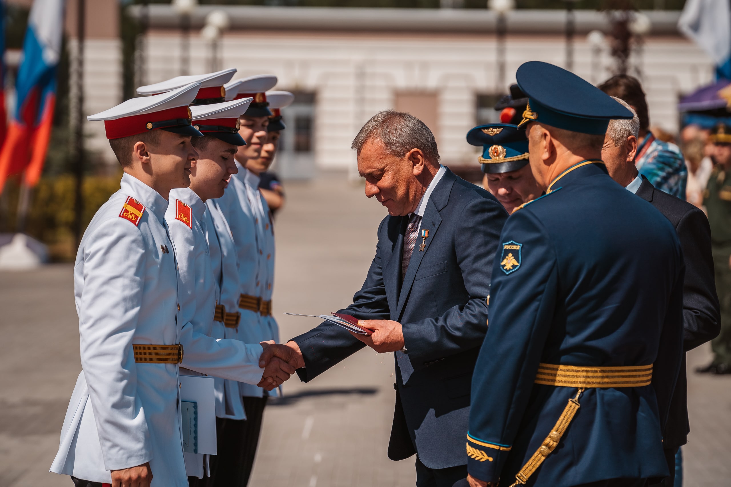 В Твери состоялся торжественный ритуал выпуска суворовцев