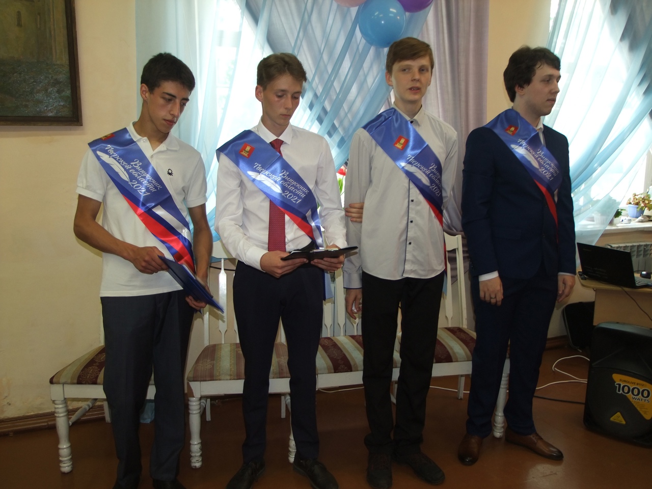Торопецкие выпускники получили «аттестаты зрелости»