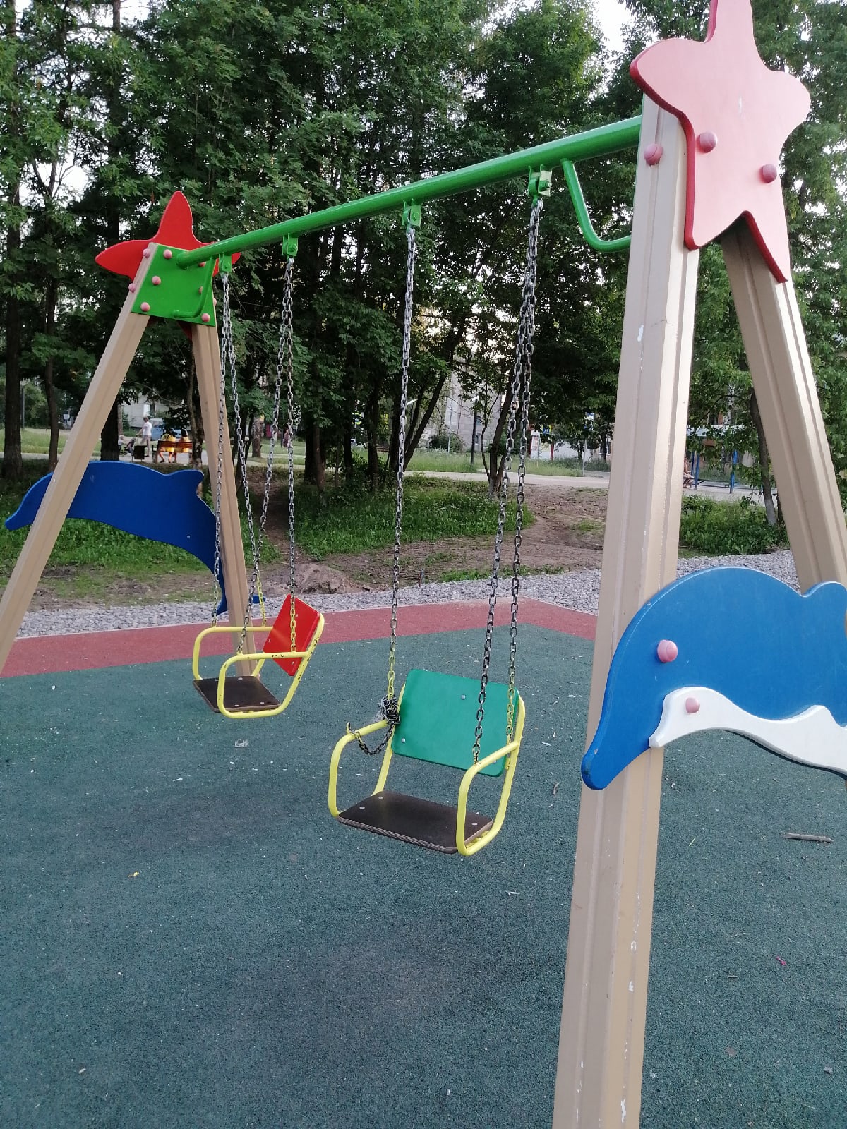 Ломать — не строить: вандалы в Тверской области испортили детям каникулы