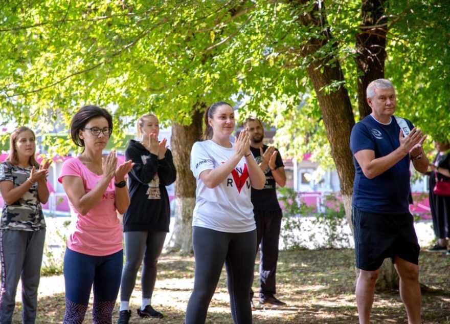 В Твери прошли занятия по дыхательной гимнастике для переболевших ковидом В Твери прошли занятия по дыхательной гимнастике для переболевших ковидом