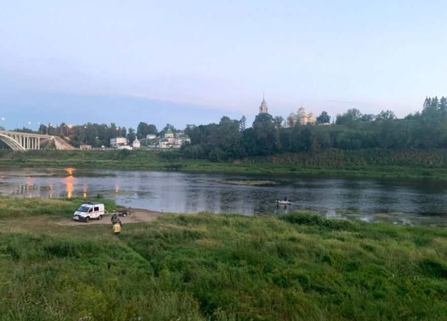 На Волге в Тверской области утонула несовершеннолетняя девушка На Волге в Тверской области утонула несовершеннолетняя девушка