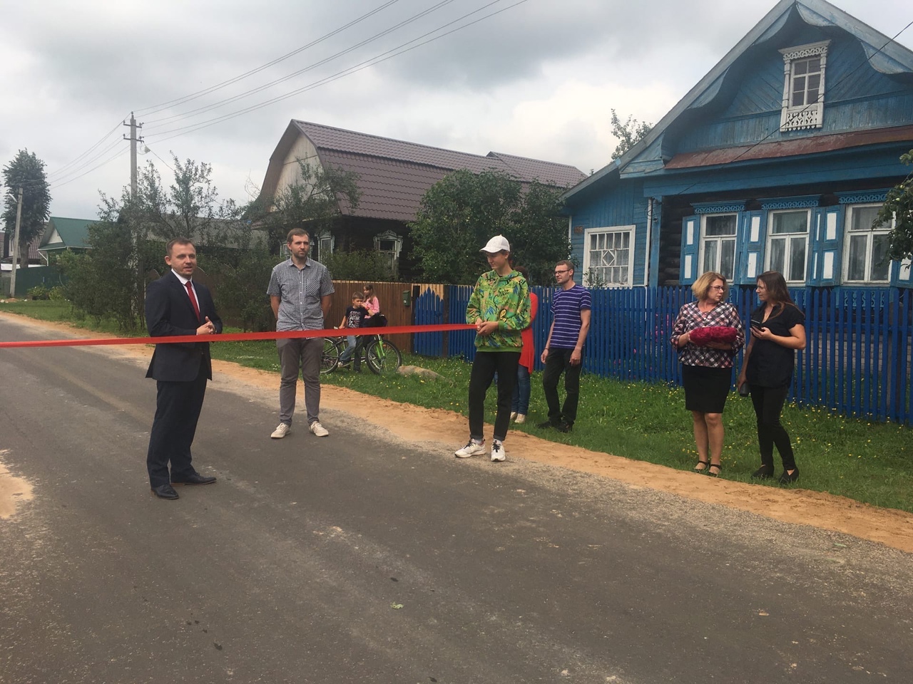 В селе Васильевское под Тверью отремонтировали дорогу