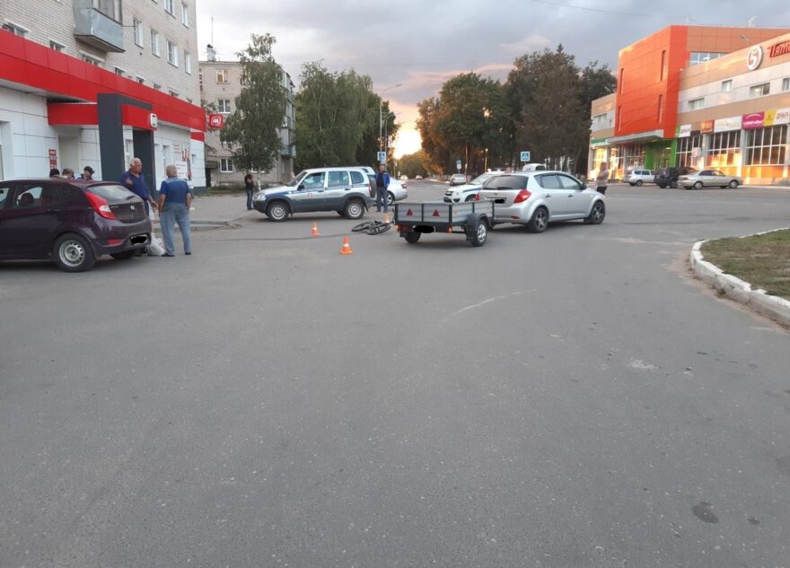 В Тверской области 7-летний мальчик на горном велосипеде врезался в машину В Тверской области 7-летний мальчик на горном велосипеде врезался в машину