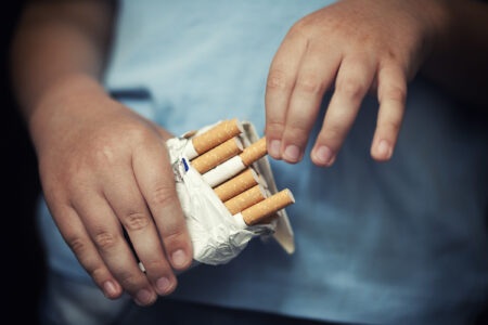 Детей из Тверской области будут проверять на употребление никотина