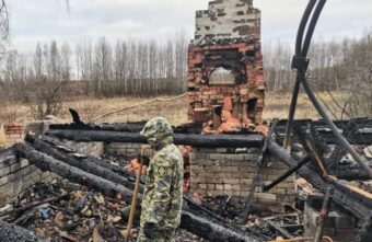 Женщина заживо сожгла своего сожителя из-за ссоры в Тверской области