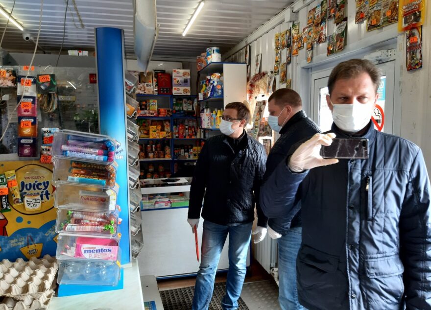 Год масочного режима в Тверской области "отметили" рейдами по магазинам Год масочного режима в Тверской области "отметили" рейдами по магазинам