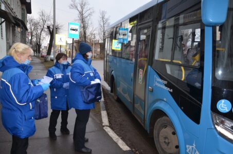 Ещё 1000 бесплатных масок раздадут в автобусах в Тверской области