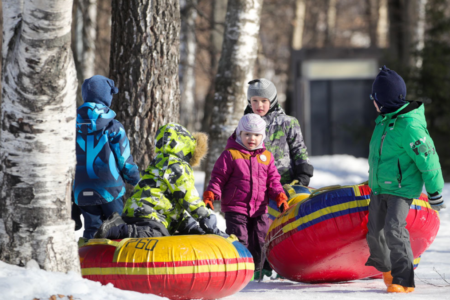 Правоохранители рассказали жителям Тверской области, как правильно отдыхать зимой
