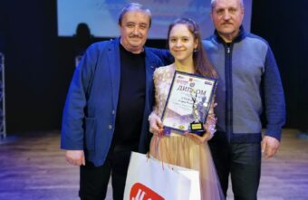 Юная исполнительница из Калязина взяла гран-при фестиваля "Отечество"