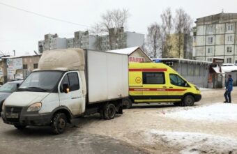 Пожилая женщина попала под колёса "Газели" в Тверской области