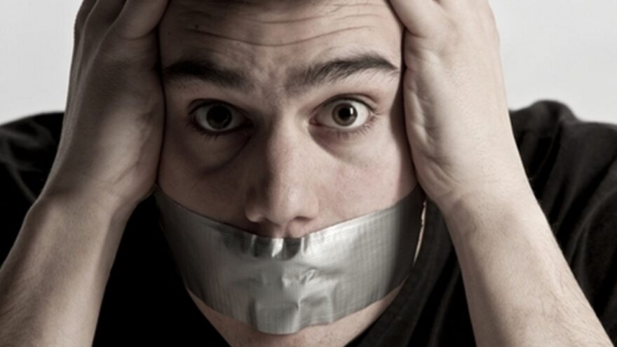 Названы фразы, которые жителям Тверской области не стоит говорить мошенникам