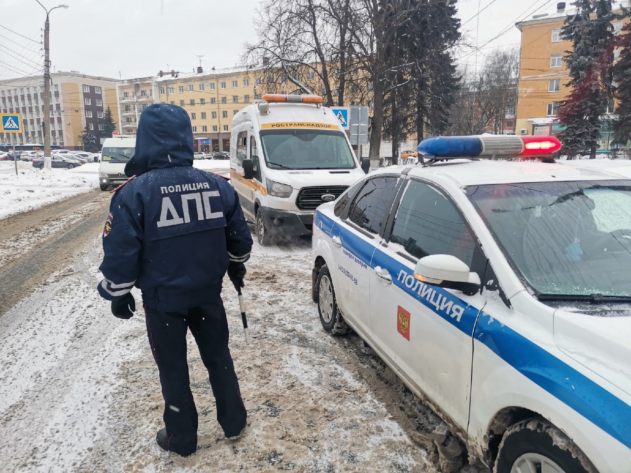 В Твери сотрудники ГИБДД ловили таксистов-нелегалов