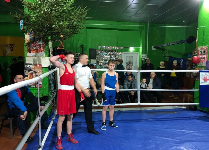 Лихославльские боксёры взяли награды новогоднего турнира