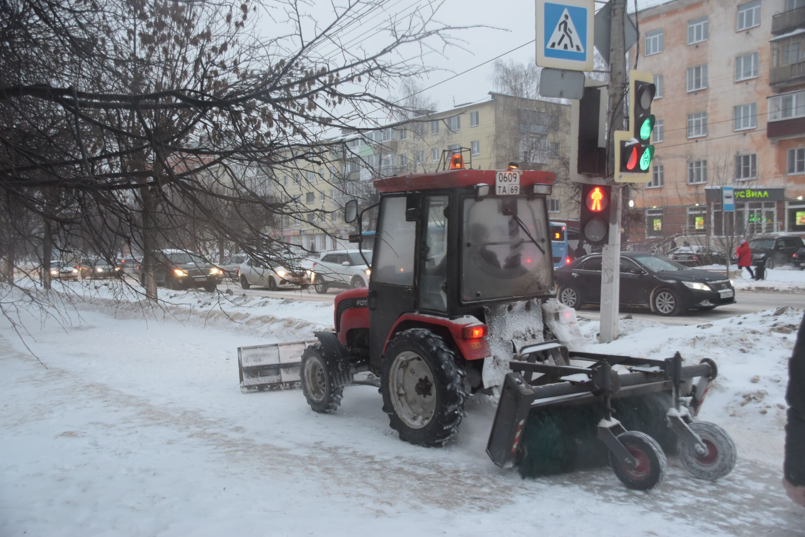 Администрация Твери отчиталась об уборке улиц в снегопад
