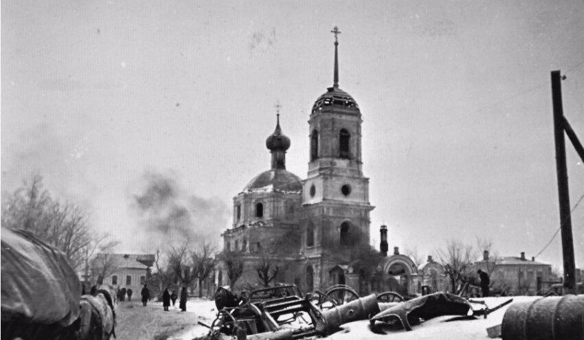 Жители Старицкого района отмечают 80-летие освобождения от немецко-фашистских захватчиков