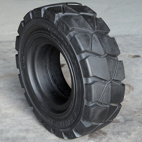 Тверитянин не смог купить шины в интернете и оказался без денег