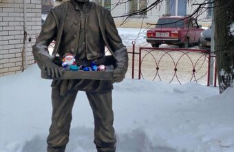 В Тверской области появился памятник коробейнику В Тверской области появился памятник коробейнику